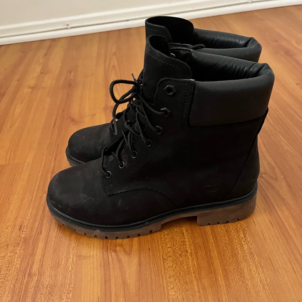 Timberland Women's All-Black Boots size 7